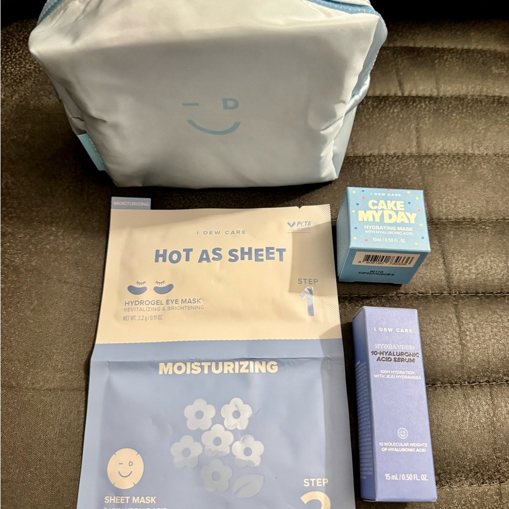 I Dew‎ Care Skincare Set